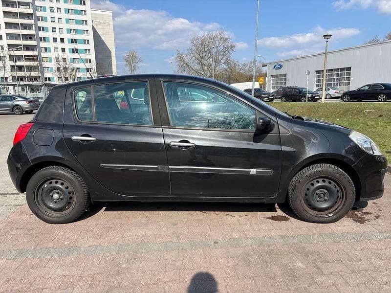 Gebraucht Renault Clio II 101 PS (74 kW) 2008 Schwarz Limousine