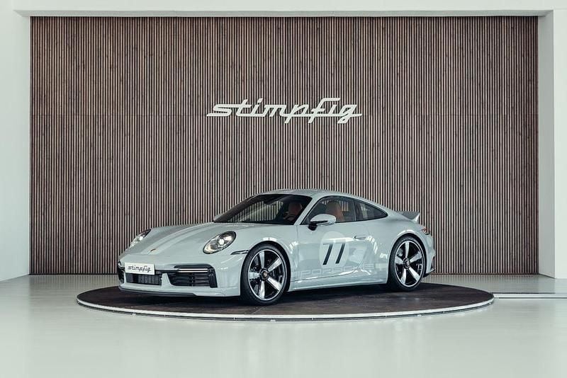 Grau Gebraucht 2024 Porsche 992 Sport | 365.000 € (Teuer) - Bild 1/4