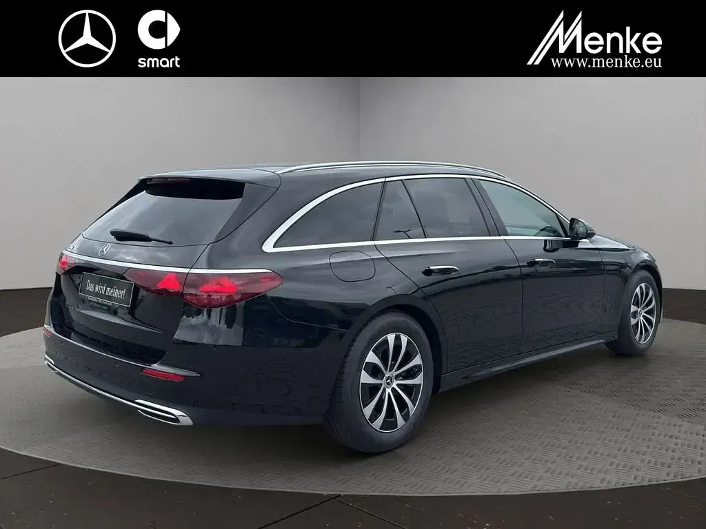Gebraucht Mercedes E220 Avantgarde 197 PS (144 kW) 2025 Metalliclack obsidianschwarz Kombi