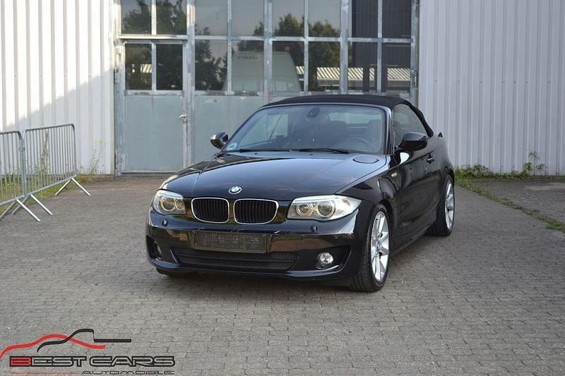 Schwarz Gebraucht 2012 BMW 118 Cabriolet Advantage Cabrio | 8.950 € (Fairer Preis) - Bild 1/4