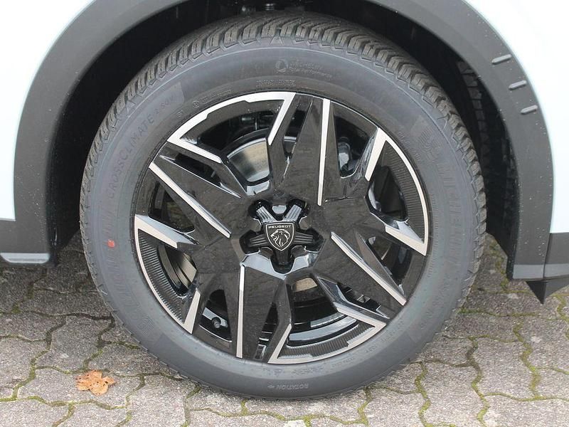 Neu Peugeot 3008 Allure 145 PS (106 kW) 2025 Weiß SUV