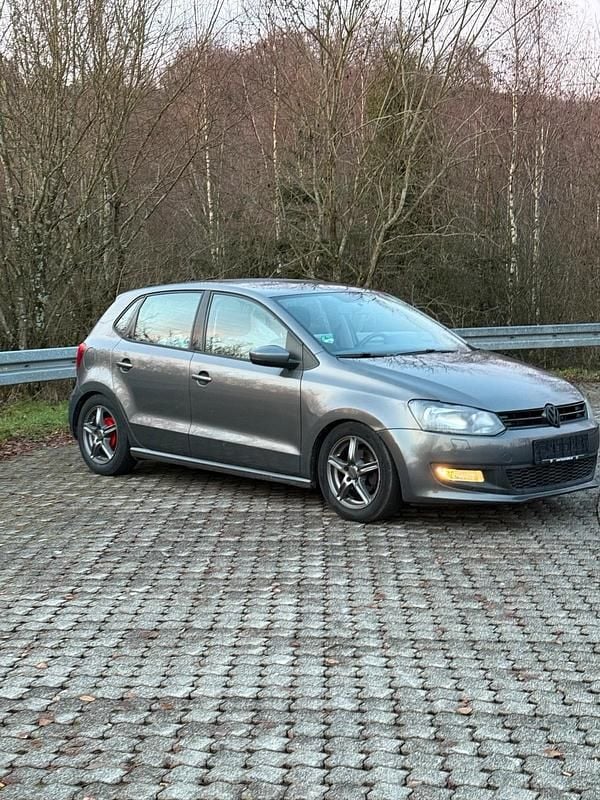 Second-hand VW Polo 75 CP (55 kW) 2013 Gri Hatchback