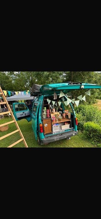 Gebraucht Piaggio Porter 83 PS (61 kW) 2021 Grün Van / Kleinbus