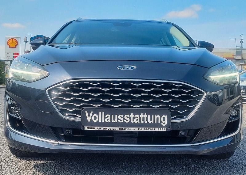 Grau Gebraucht 2020 Ford Focus Vignale Kombi | 16.800 € (Guter Preis) - Bild 1/4