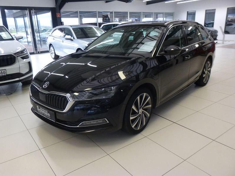 Schwarzmagic perleffekt Gebraucht 2021 Skoda Octavia Style Kombi | 23.990 € (Fairer Preis) - Bild 1/4