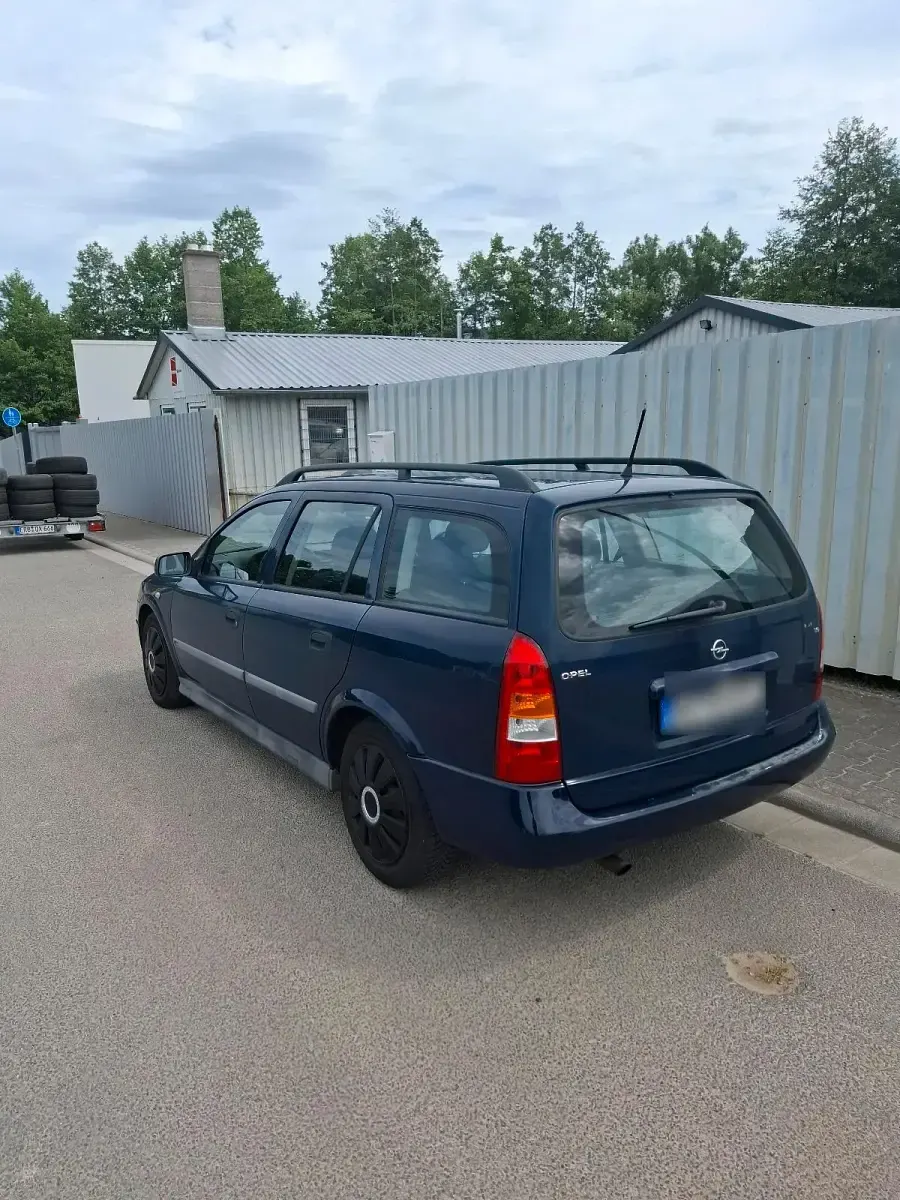 Gebraucht Opel Astra 85 PS (62 kW) 2000 Blau Kombi