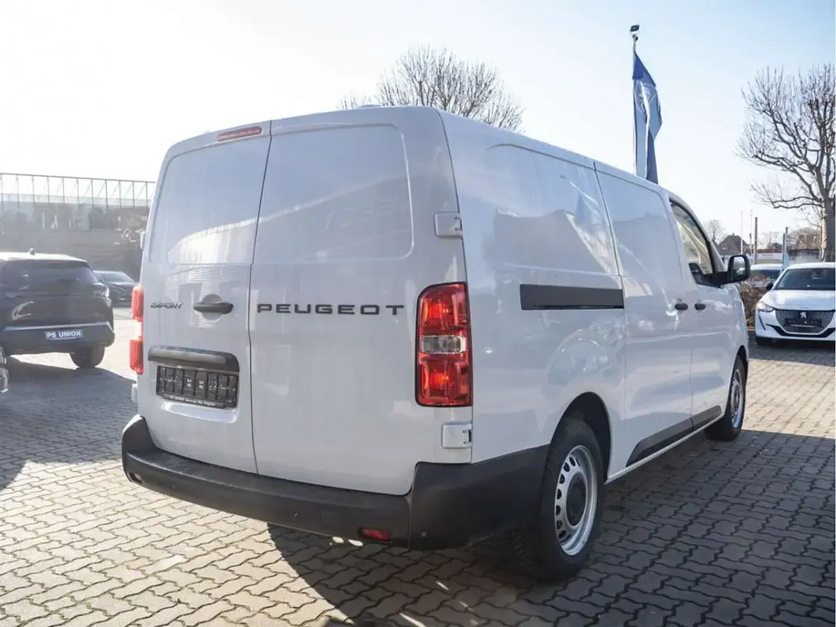 Neu Peugeot Expert 120 PS (88 kW) 2025 Weiss Van