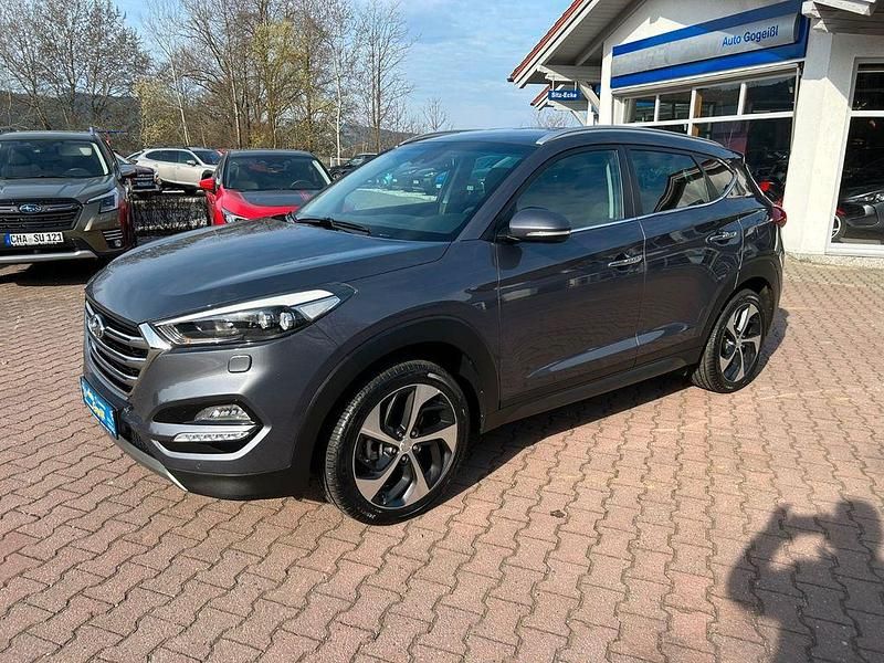 Gebraucht Hyundai Tucson Style 177 PS (130 kW) 2016 Grau SUV