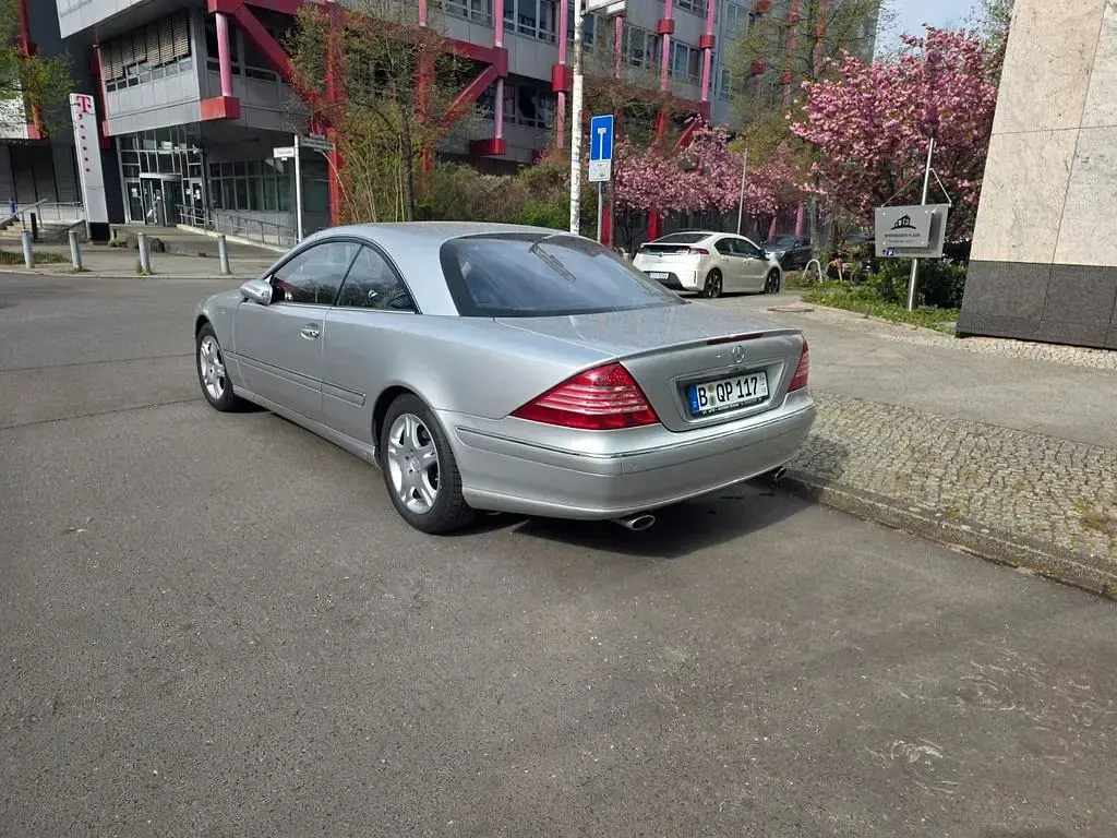 Gebraucht Mercedes CL500 306 PS (225 kW) 2005 Silber Coupé