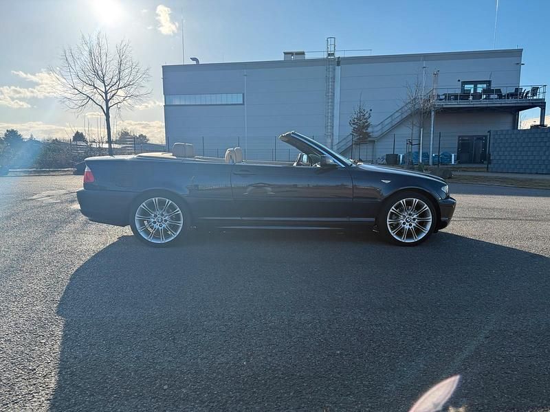 Usata BMW 325 192 CV (141 kW) 2003 Nero Cabrio