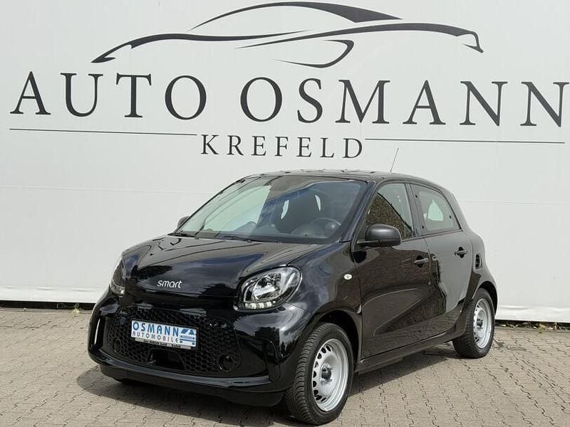 Schwarz Gebraucht 2022 Smart ForFour Electric Drive Kleinwagen | 9.950 € (Fairer Preis) - Bild 1/4