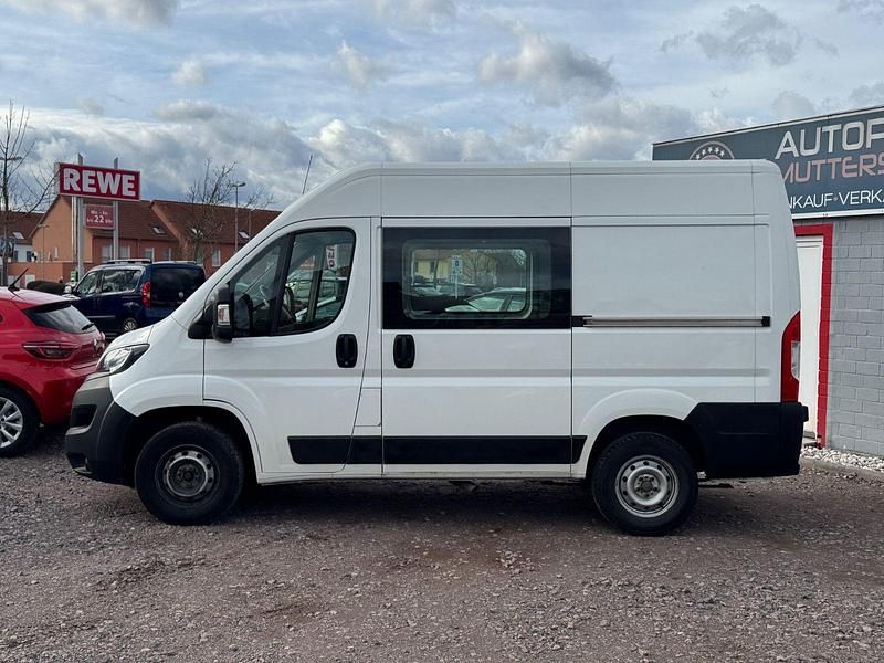 Gebraucht Peugeot Boxer 163 PS (119 kW) 2020 Weiß Van