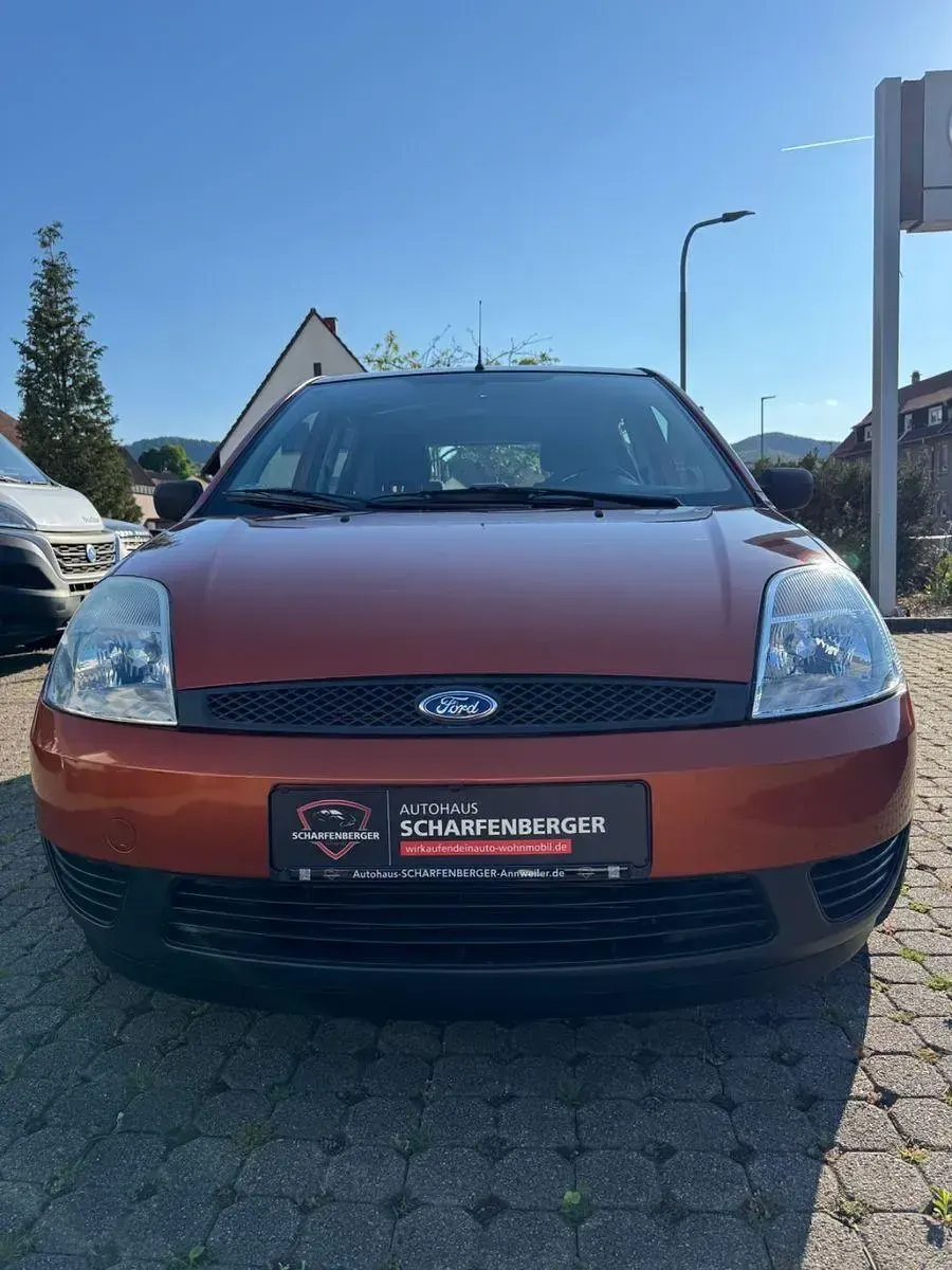 Gebraucht Ford Fiesta 80 PS (58 kW) 2003 Orange Kleinwagen