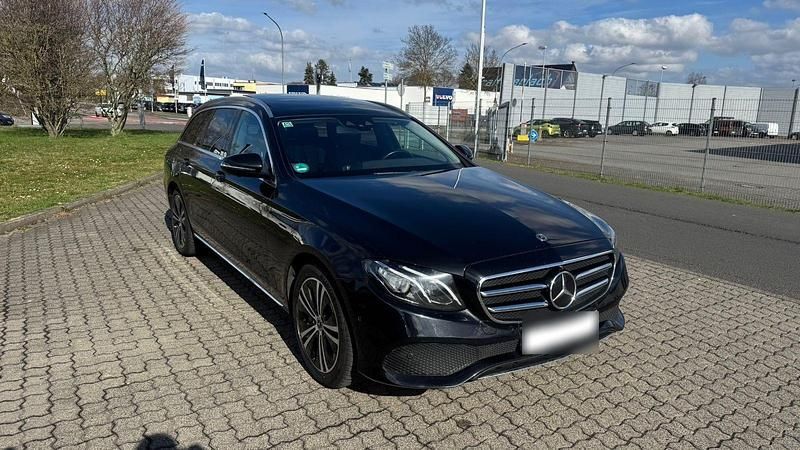 Gebraucht Mercedes E400 340 PS (250 kW) 2019 Schwarz Kombi