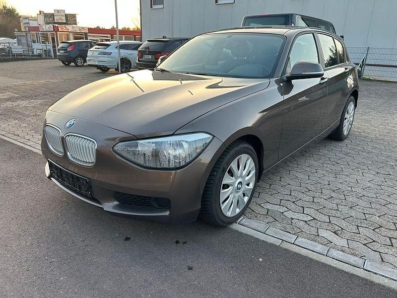 Gebraucht BMW 114 102 PS (75 kW) 2013 Braun Kleinwagen