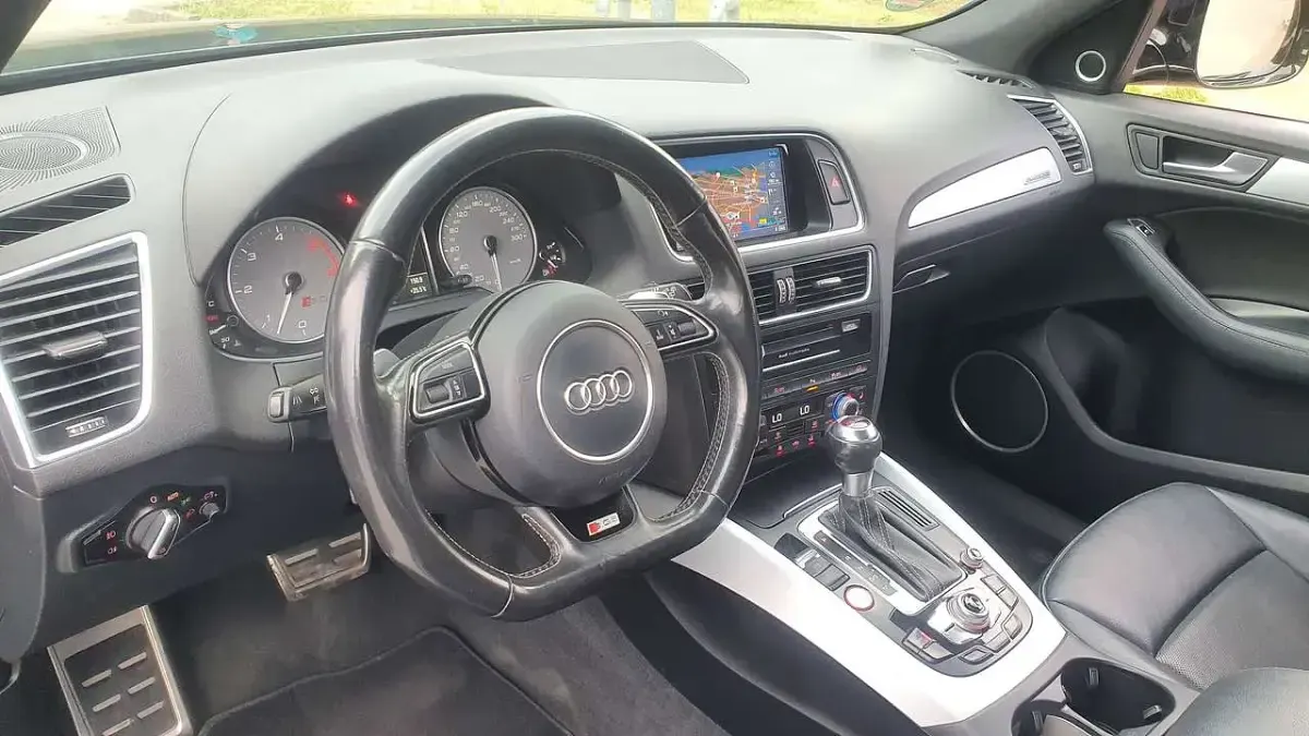 Gebraucht Audi SQ5 Competition 326 PS (239 kW) 2015 Mythosschwarz metallic SUV