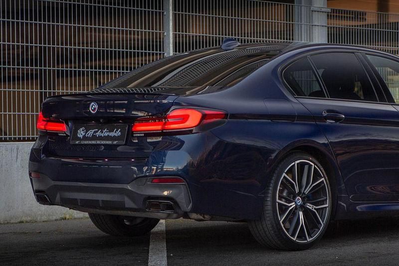 Gebraucht BMW M550 Performance 530 PS (389 kW) 2022 Blau Limousine