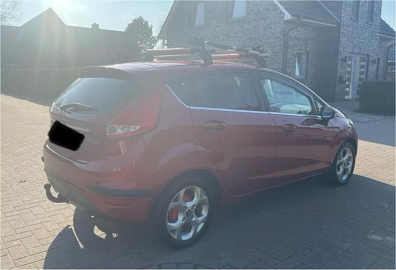 Gebraucht Ford Fiesta Titanium 95 PS (69 kW) 2009 Orange Kleinwagen