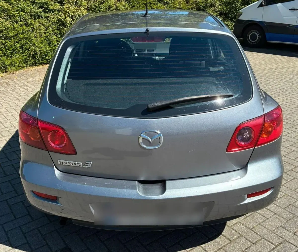 Brugt Mazda 3 Comfort 105 HK (77 kW) 2004 Blå Sedan
