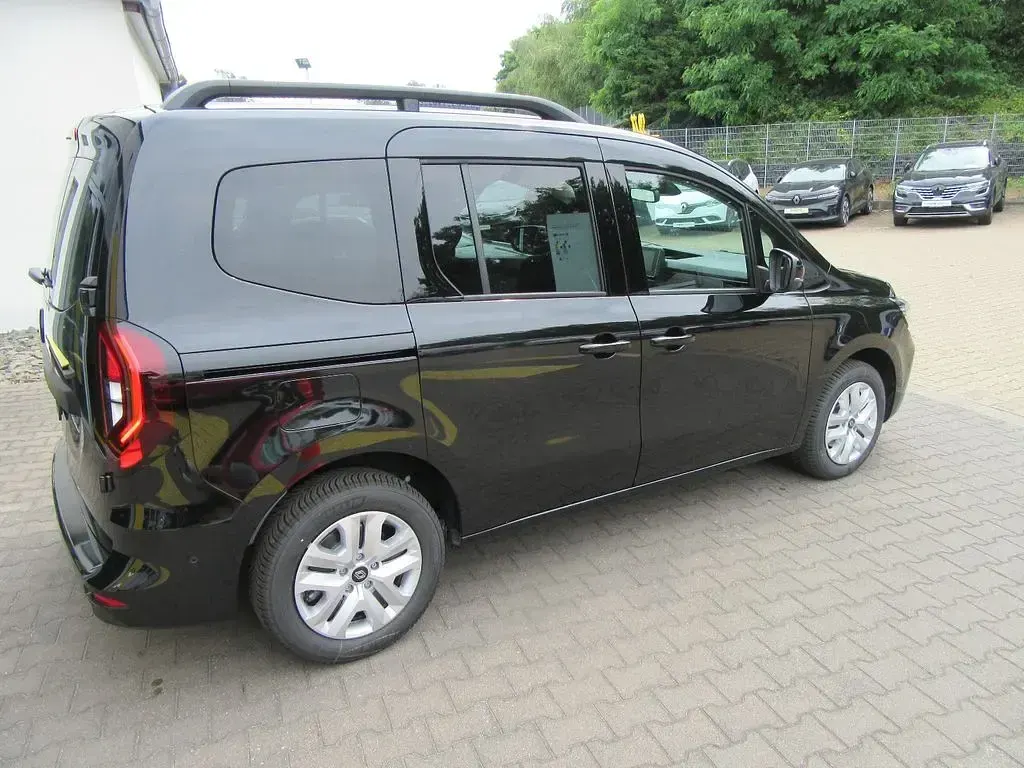 Neu Renault Kangoo Techno 131 PS (96 kW) 2026 Schwarz Van / Kleinbus