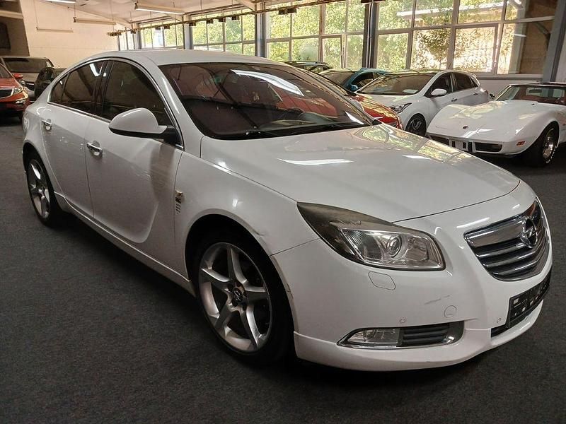 Gebraucht Opel Insignia OPC 160 PS (117 kW) 2012 Weiß Limousine