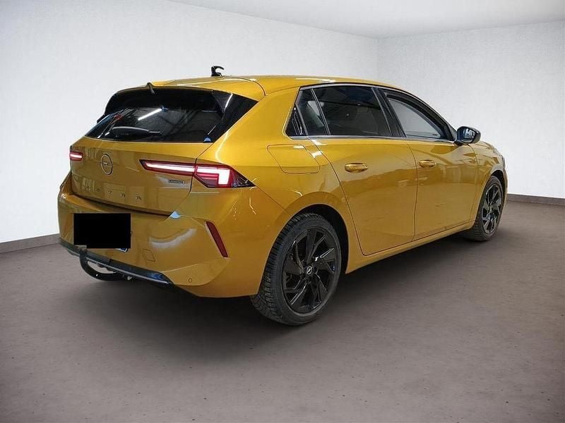 Gebraucht Opel Astra Elegance 181 PS (133 kW) 2023 Gelb Limousine