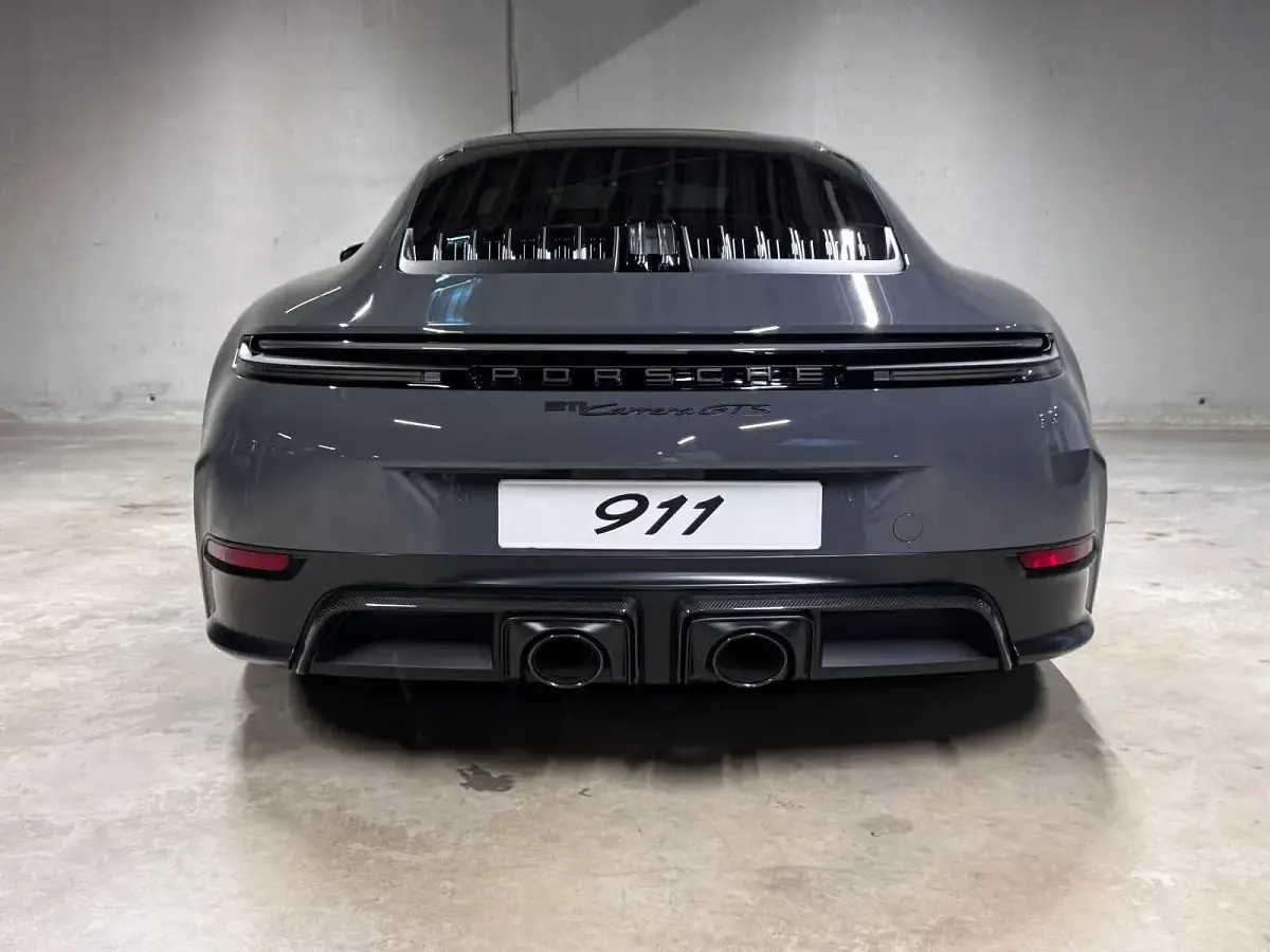 Gebraucht Porsche 992 541 PS (397 kW) 2026 Grau