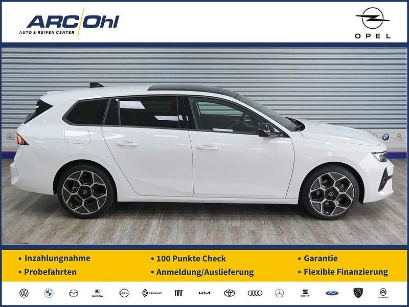 Weiß Gebraucht 2024 Opel Astra Ultimate Kombi | 25.440 € (Guter Preis) - Bild 1/4