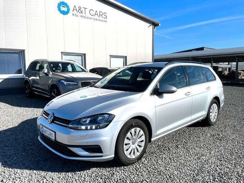 Reflexsilber metallic Gebraucht 2019 VW Golf VII Kombi | 12.990 € (Fairer Preis) - Bild 1/4