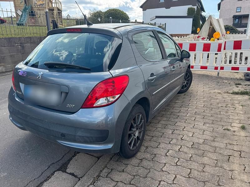 Używany Peugeot 207 73 KM (53 kW) 2010 Szary Hatchback