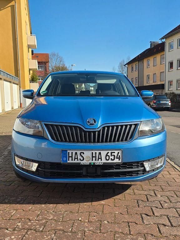 Gebraucht Skoda Rapid Ambition 125 PS (91 kW) 2016 Blau Kleinwagen