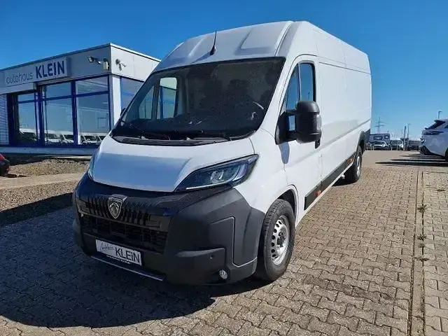 Gebraucht Peugeot Boxer 180 PS (132 kW) 2024 Andere Van