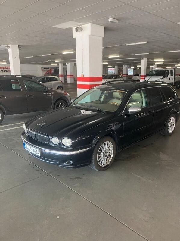 Schwarz Gebraucht 2006 Jaguar X-type Kombi | 800 € (Fairer Preis) - Bild 1/4