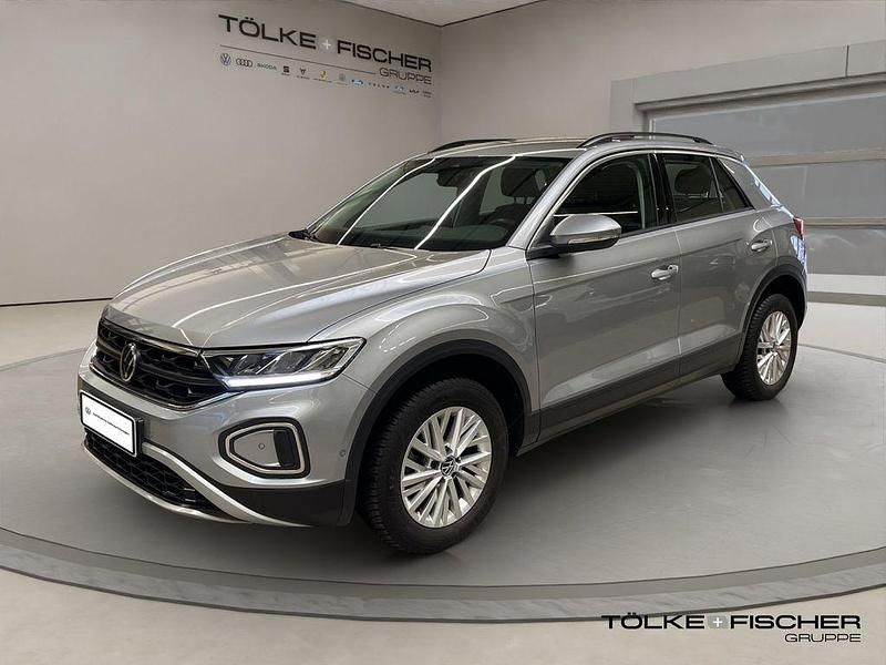 Gebraucht VW T-Roc Life 150 PS (110 kW) 2022 Pyrit silber (metallic) SUV