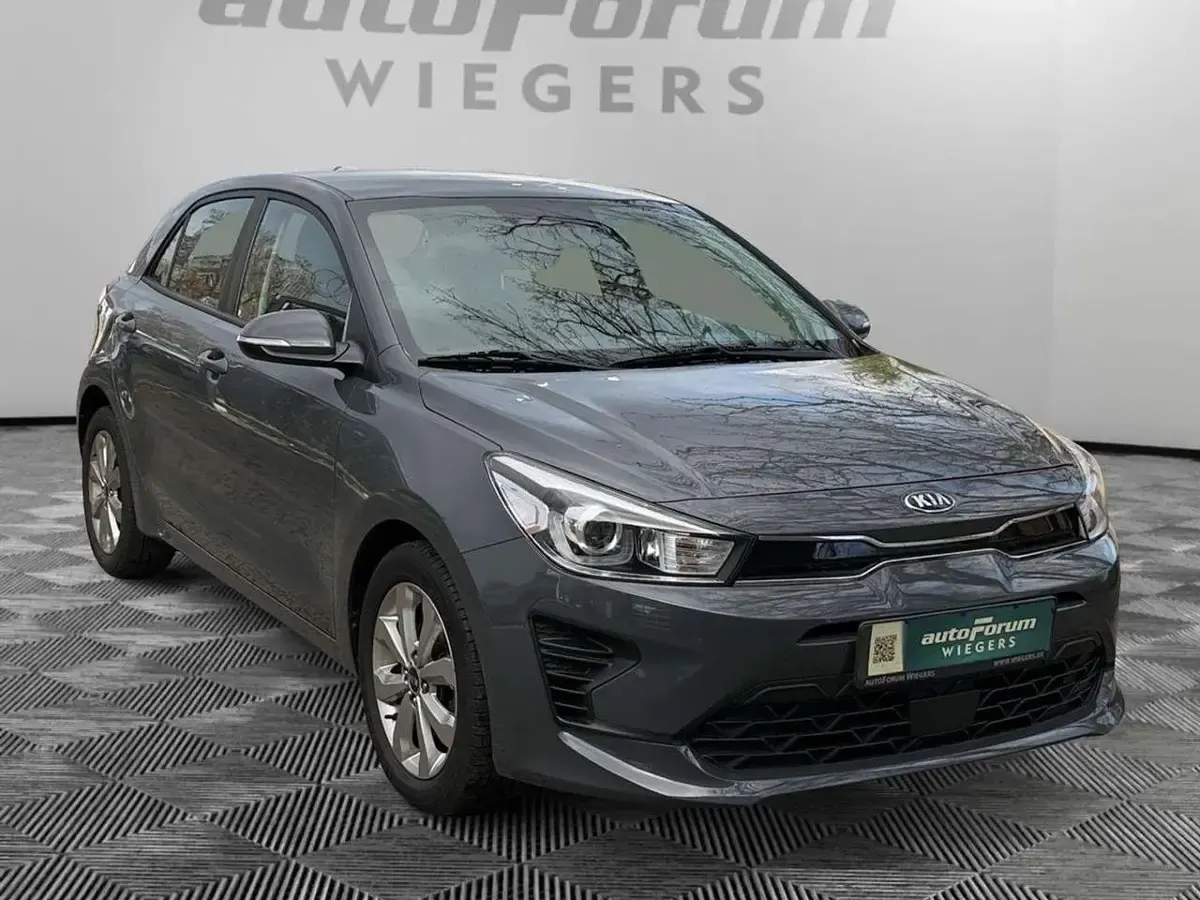 Gebraucht Kia Rio Vision 84 PS (61 kW) 2021 Grau Limousine