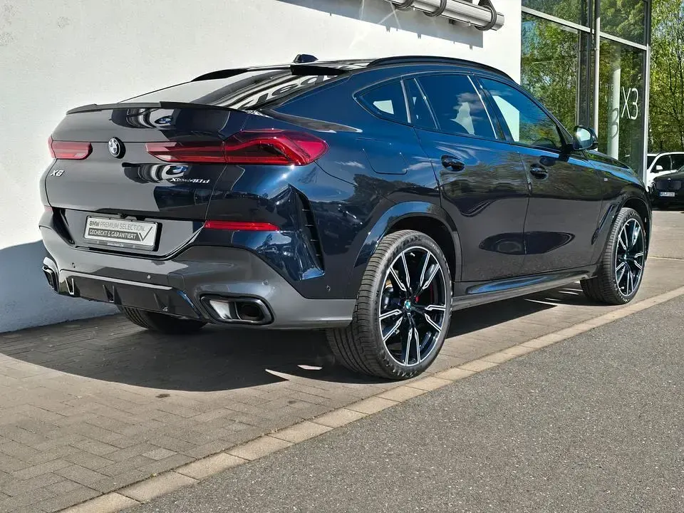 Gebraucht BMW X6 M Sport 352 PS (258 kW) 2025 Schwarz SUV