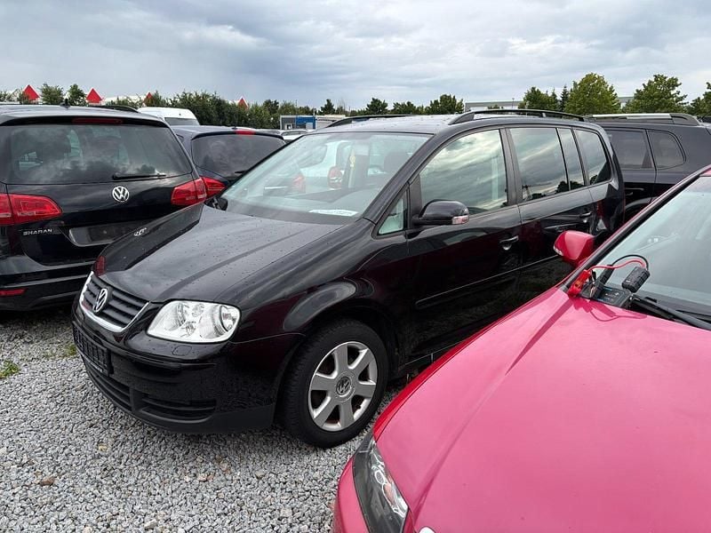 Schwarz Gebraucht 2006 VW Touran Goal Van / Kleinbus | 1.390 € (Guter Preis) - Bild 1/4