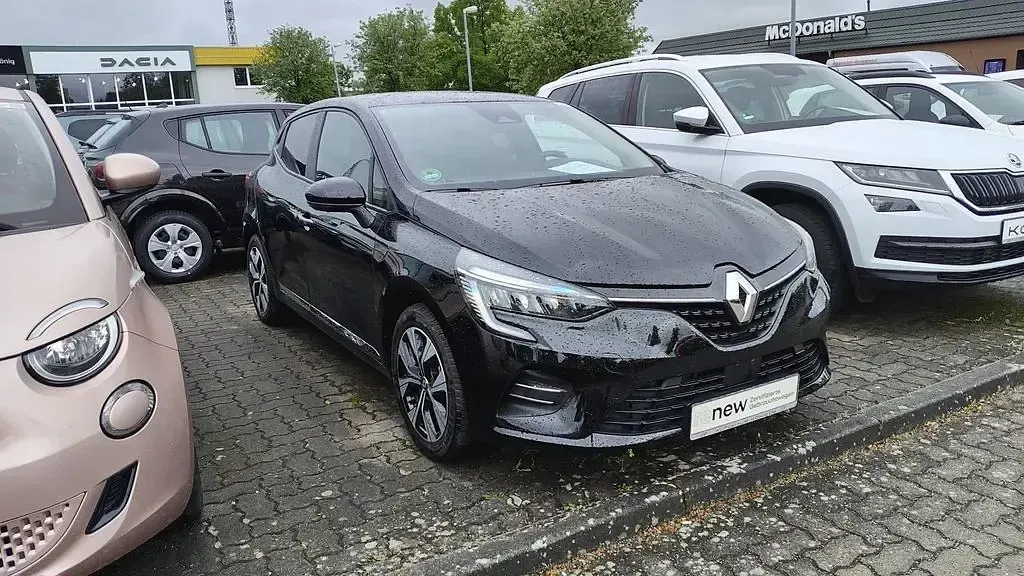 Gebraucht Renault Clio V Evolution 67 PS (49 kW) 2023 Schwarz Limousine