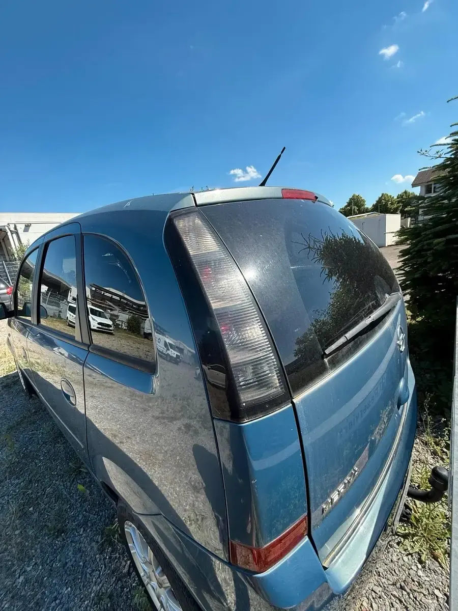 Gebraucht Opel Meriva 104 PS (76 kW) 2008 Blau Van / Kleinbus