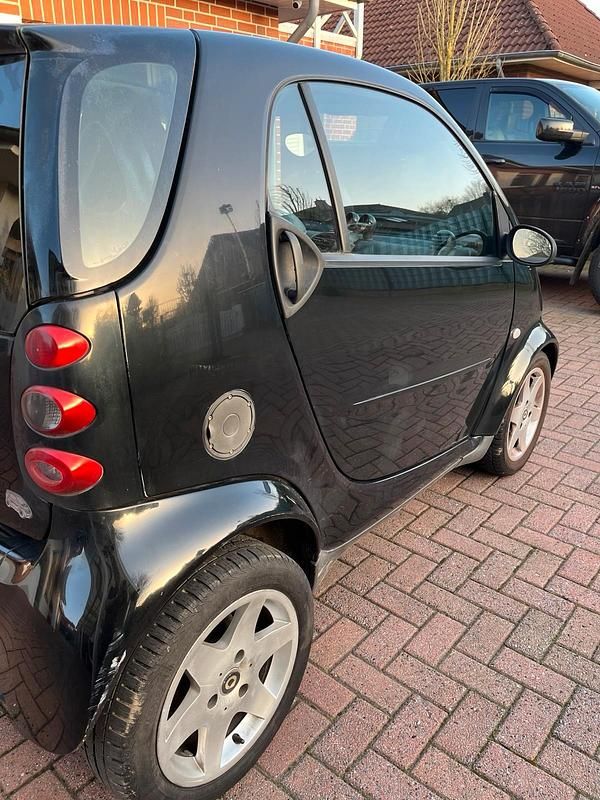 Gebraucht Smart ForTwo Coupé 61 PS (44 kW) 2005 Schwarz Coupé