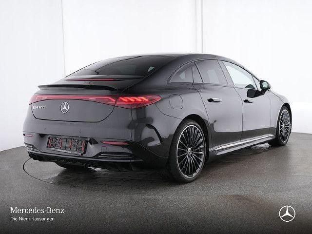 Unilack schwarz Gebraucht 2024 Mercedes EQE300 AMG Limousine | 48.990 € (Guter Preis) - Bild 1/4