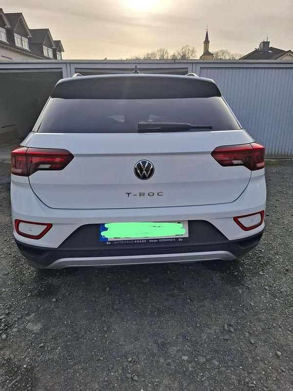 Gebraucht VW T-Roc Life 110 PS (80 kW) 2023 Weiß SUV