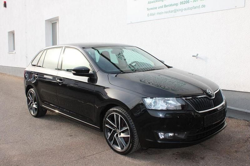 Gebraucht Skoda Rapid Emotion Plus 125 PS (91 kW) 2016 Schwarz Kleinwagen