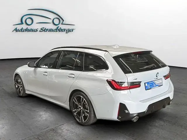 Gebraucht BMW 330 M Sport 245 PS (180 kW) 2025 Graukeine angabe Kombi
