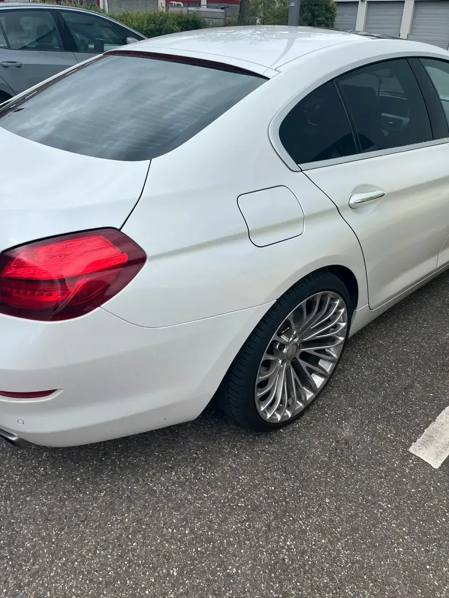 Gebraucht BMW 650 449 PS (330 kW) 2012 Weiß Coupé