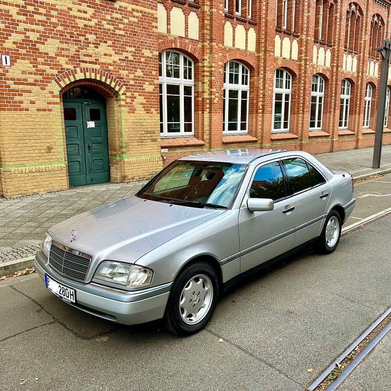 Gebraucht Mercedes C280 Elegance 193 PS (141 kW) 1995 Silber Limousine