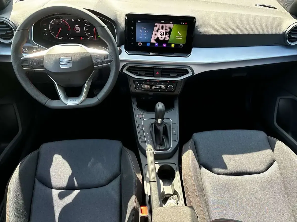 Gebraucht Seat Ibiza FR 116 PS (85 kW) 2025 Nevada weiss metallic Kleinwagen