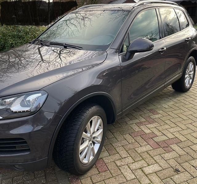 Gebraucht VW Touareg 245 PS (180 kW) 2011 Grau SUV