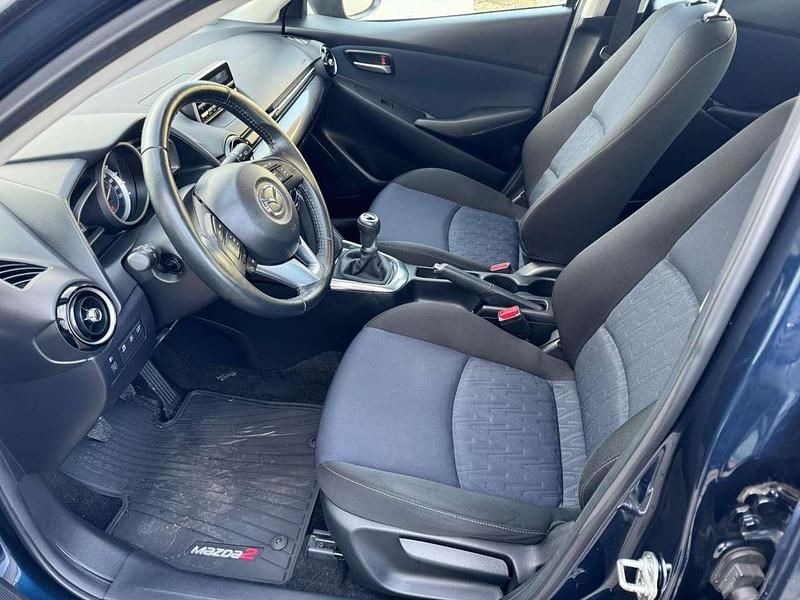 Gebraucht Mazda 2 Center-Line 75 PS (55 kW) 2015 Blau Limousine