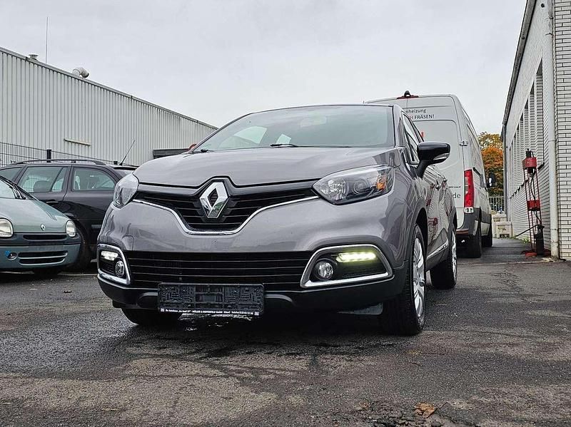 Gebraucht Renault Captur Dynamique 120 PS (88 kW) 2015 Grau SUV